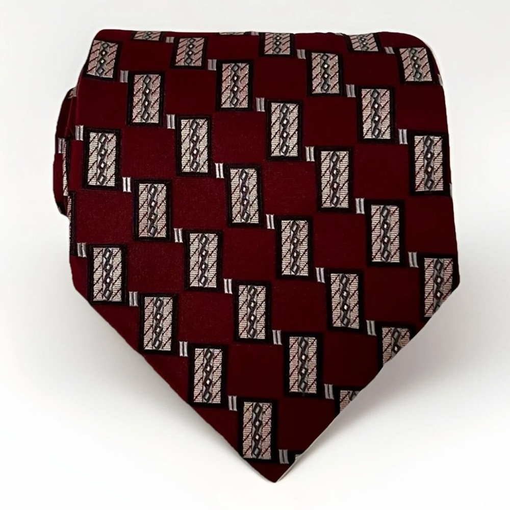 Pierre Cardin Embroidered All Silk Designer Tie‎ Maroon Geometric Retro US-Made
